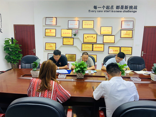 广南ag手机官方官网机关党支部召开“不忘初心、牢记使命”主题教育专题组织生活会IMG_5476(20190926-183220).jpg