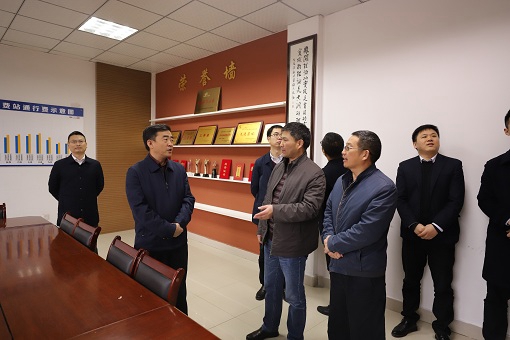 3.27交投集团党委副书记邹蔚一行调研巴南ag手机官方官网 2.JPG