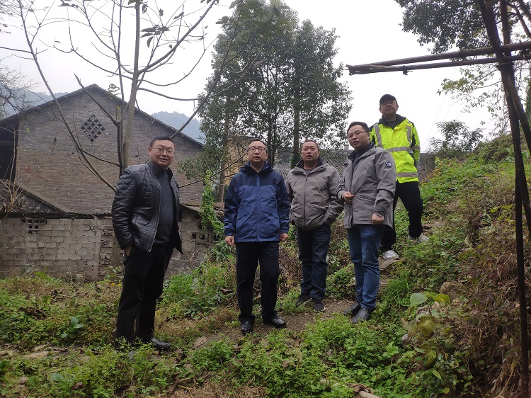 ag手机官方官网领导深入广安管理处调研华蓥山隧道机电专项改造工作1.jpg