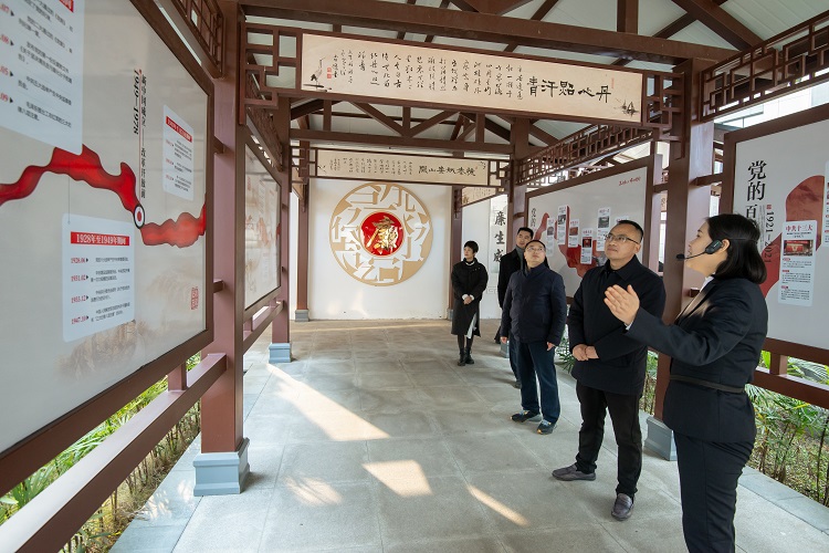 川南ag手机官方官网赴川东、川北、成南、川西ag手机官方官网交流学习2_副本.jpg