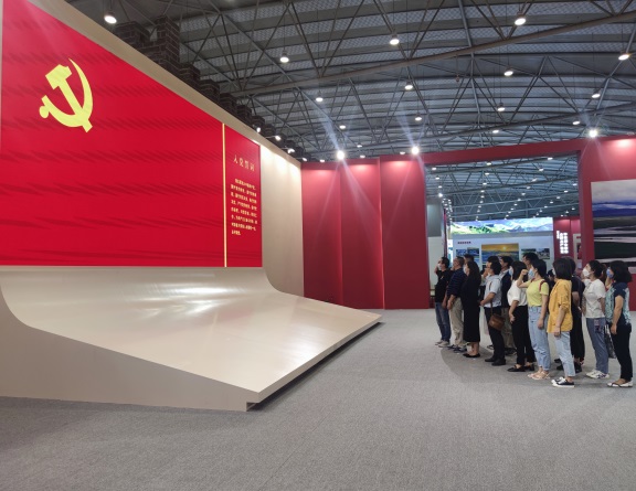 咨询ag手机官方官网开展8月主题党日活动2.jpg