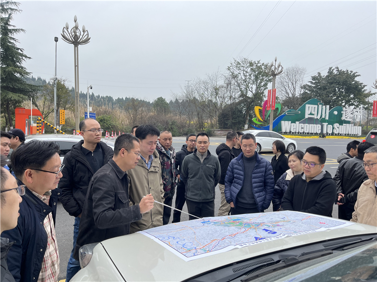 no97-成南ag手机官方官网组织开展遂宁至重庆高速公路（四川境）扩容工程施工图设计外业验收现场踏勘工作.jpg