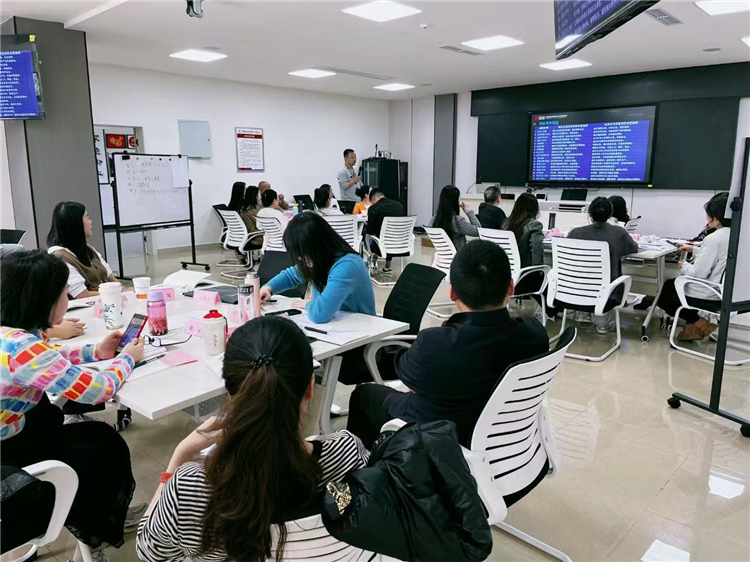 成南ag手机官方官网积极参加2024年高速公路监控系统业务技能培训.jpg